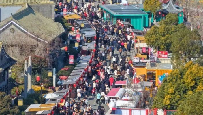 逛不過(guò)來(lái)！根本逛不過(guò)來(lái)?。?></a>
			  	<div   id=